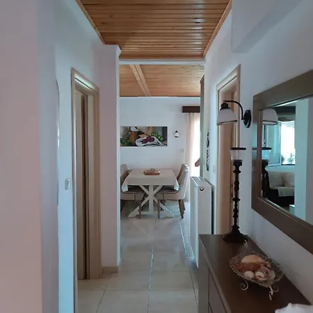 Niki Sea View Attic Apartamento