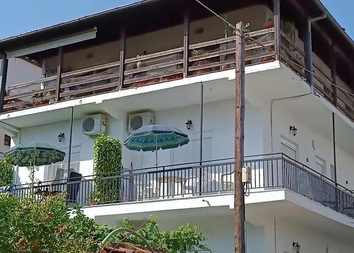 Apartment Niki Sea View Attic Platamonas